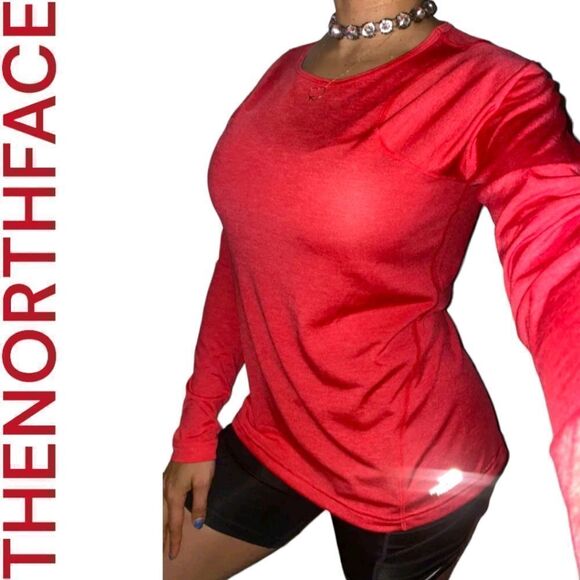 THE NORTHFACE  Women's Red LongSleeve Workout Gear Size M - Picture 1 of 12